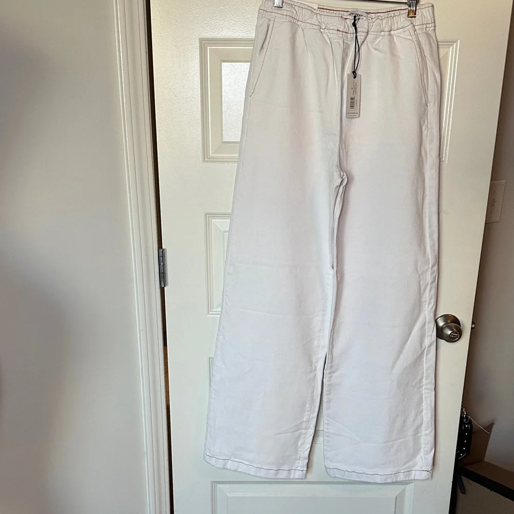 WeWoreWhat White Straight Leg Pull On Jeans
